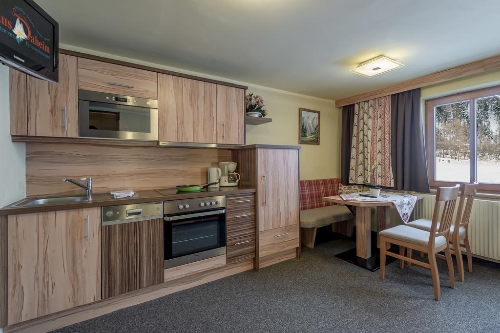 Ferienwohnungen Haus Daheim แลงเงนเฟลด์ ภายนอก รูปภาพ